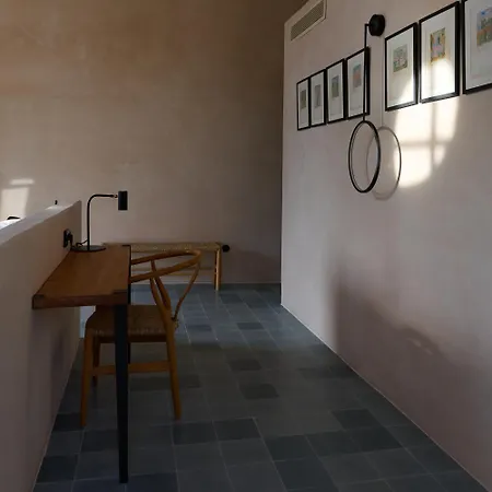 Casa Mediterraneo מלון Meyísti